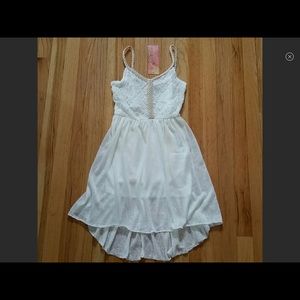 Truluv NWT Ivory White Lace Hi Lo Dress